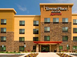 TownePlace Suites Bridgeport Clarksburg: Bridgeport şehrinde bir otoparklı otel