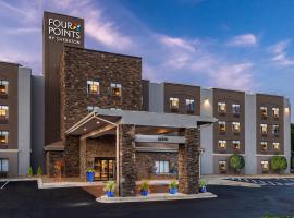 Four Points by Sheraton Charlotte - Lake Norman, готель у місті Гантерсвілл