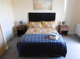 Double room with ensuite, tea & coffee, Falkirk, Scotland, hotel en Falkirk