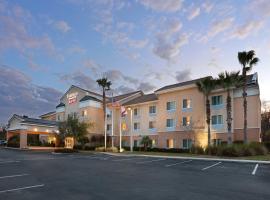 Fairfield Inn and Suites by Marriott Saint Augustine I-95, hotelli kohteessa St. Augustine