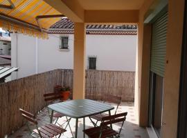 Chez Jo, Bages 66, Appartement 2 chambres avec terrasse, hotel en Bages