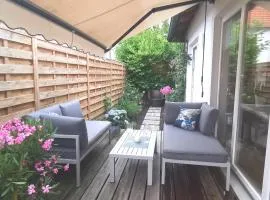 Top-2 Zimmer Ferienwohnung in Salzburg mit Terrasse
