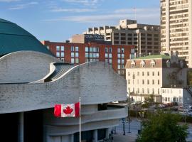 Four Points by Sheraton Hotel & Conference Centre Gatineau-Ottawa – hotel w mieście Gatineau