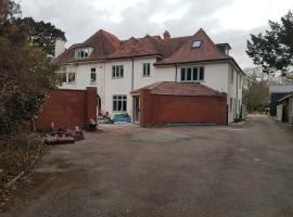 The New Forest Manor Apartment, cottage in Lymington