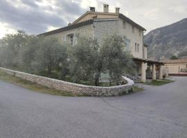 Studio massacan, familjehotell i Entrevaux