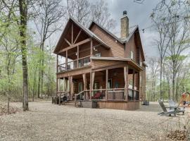 Hot Tub and Fire Pit Broken Bow Retreat!, hotel v destinaci Stephens Gap