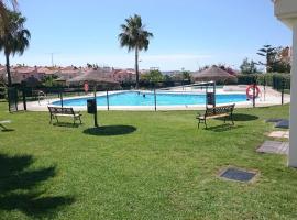 Chalet Cerca de la playa registro VFT/MA/50455, hotel in Vélez-Málaga