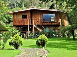 Leguaro refugio de colibríes, chalupa v destinaci Coconuco