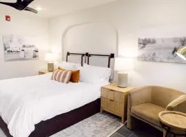 The Tangerine Motel