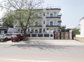 Hotel Leaf 9 INN, Cyber City near Ambience Mall