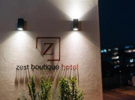 Zest Boutique Hotel by The Living Journey Collection, hotel di Green Point, Cape Town