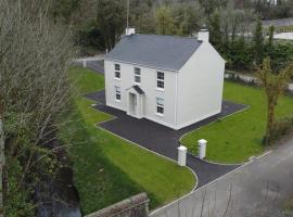The Garden House, Necarne, Irvinestown, holiday home in Irvinestown
