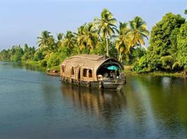 Kalappura Houseboats & Tours, hotel di Alleppey