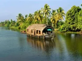 Kalappura Houseboats & Tours