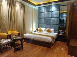 Mastiff Hotel, Dalhousie โรงแรมในBanikhet