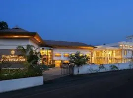 Eloor Tourist Home
