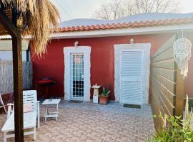 Casa Fè, hotel v destinaci Fregene