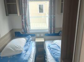 Haven Holiday Park 3 bedroom Cala Gran Fleetwood, cheap hotel in Thornton