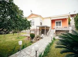 DAFNI'S HOME