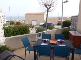 Pavillon T2 Mezzanine, piscine, Mer Indigo, St Pierre la Mer, apartman u gradu Sen Pjer La Mer