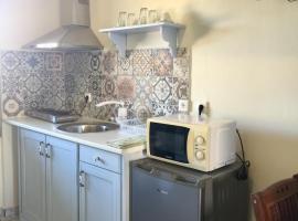 happyWish Syros, serviced apartment sa Ermoupoli