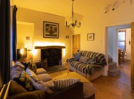 Ivy Mount - Your gateway to the Yorkshire 3 Peaks, pet-friendly hotel in Ingleton 
