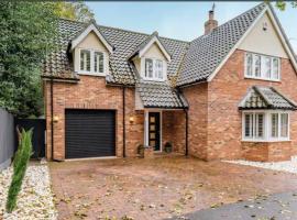 Passing Moon- Filby (Norfolk Broads), cottage in Filby