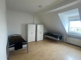 4 Zimmer Bruchsal City Monteurzimmer Küche/Bad, khách sạn ở Bruchsal