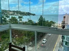 APARTAMENTO AMPLO - 3 SUÍTES - VISTA DESLUMBRANTE para O MAR NO CENTRO DE ITAPEMA, SC
