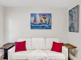 Surfside Villas Apartment #6, apartment in Fernandina Beach