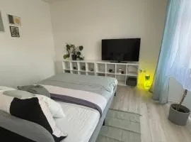 Fara N°71 APART 1