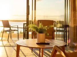 Beautiful Balmoral Hill Apartment