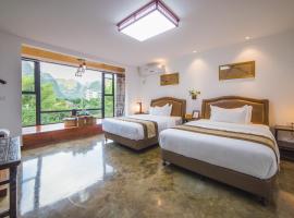 Poetic Leisure Courtyard Hotel, hotel with parking in Yangshuo