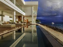 Burgos Reef: Ibarra şehrinde bir otel