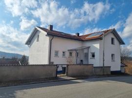 Ferienwohnung Toni, хотел в Фрайунг