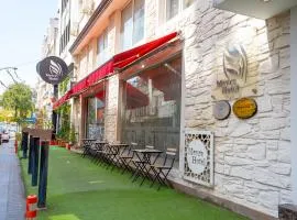 Mevre Hotel