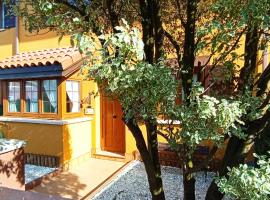 La casita de Chefy (Ajo) Nuevo chalet vacacional, cabin in Ajo