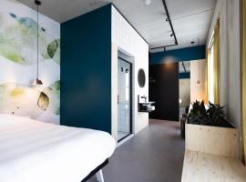 the urban hotel Moloko - rooms only - unmanned - digital key by email, отель в Энсхеде