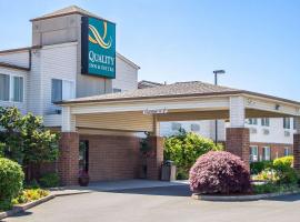Quality Inn & Suites Longview Kelso, hotel with parking in Longview