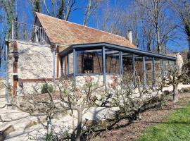 Jardins de Mélusine - Maison en pierres, casa en Flavacourt