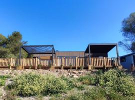 LUXUEUX MOBIL-HOME, hotel v destinaci Pierrefeu-du-Var