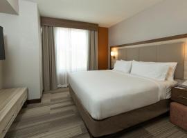 Holiday Inn Express & Suites S Lake Buena Vista, an IHG Hotel、キシミーのホテル