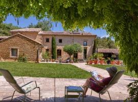 Jas des roches, hotel with parking in Grignan