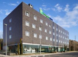 Holiday Inn Express Pamplona, an IHG Hotel, hotel cerca de Aeropuerto de Pamplona - PNA, 