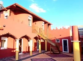 Aladin Comfort Country Rooms, riad v mestu Campinho