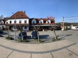 Hotel August