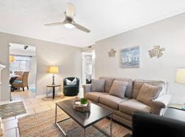 5 MIN WALK TO BEACH- 2BR1BA Villa in The Dunes