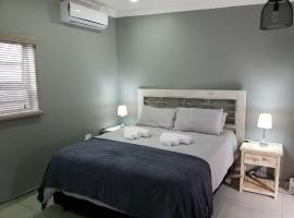 Haleys Guest House, hotel en Benoni