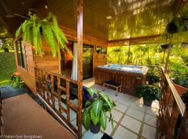 Bungalows Yakari Grei, cabin in San Ramón