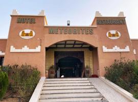 Hotel Meteorites Boulaajoul, hotell i Zeïda